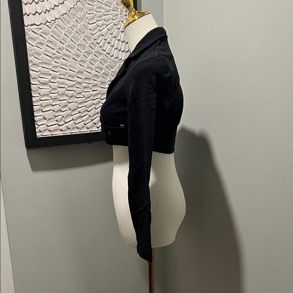Sophisticated Black Women's Blazer - Picture 2 of 5
